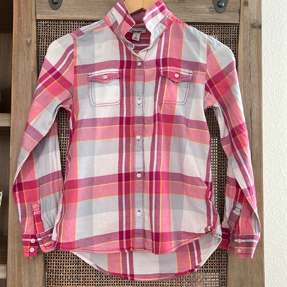 πBUY 3 for $15πOldβ Navy Girl's Sz L Pink Plaid Cotton Button-Up Shirt 10-12 - Picture 1 of 6